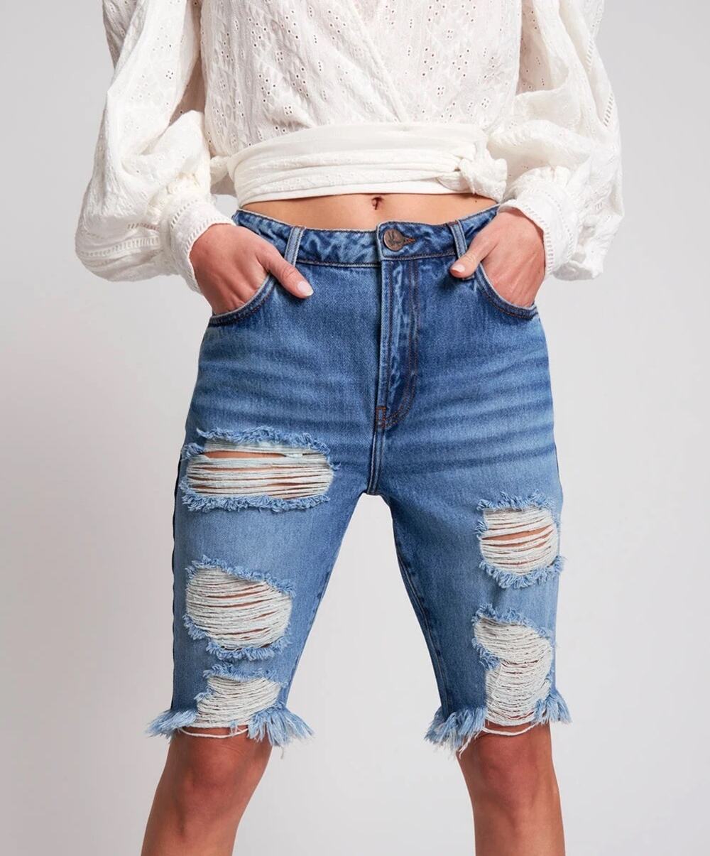 One Teaspoon 26 Blue Distressed Rip Mid Waist Relaxed Long Truckers Jean Shorts